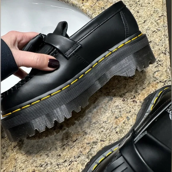 🖤🆕Dr. Martens Adrian Bex Smooth Leather Platform Tassel Loafers, Size 6🖤 - Picture 10 of 16